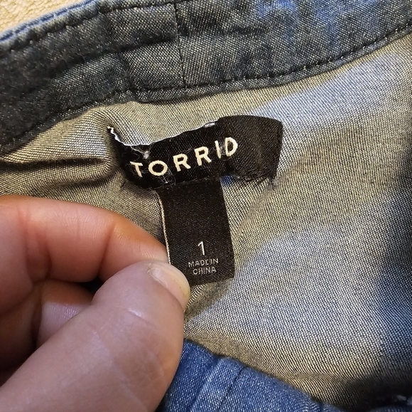 TORRID Jean top Size 1X - Picture 9 of 11
